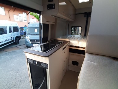 KAMPER BURSTNER LINEO C 550 TRANSIT 130 KM NOWY! MODEL 2023! 28