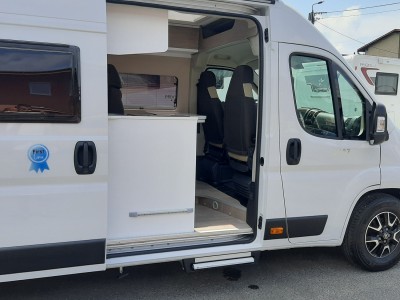 KAMPER CHAUSSON V697 FIRST LINE JUMPER 2.2HDI 140 KM NOWY! MODEL 2023 4